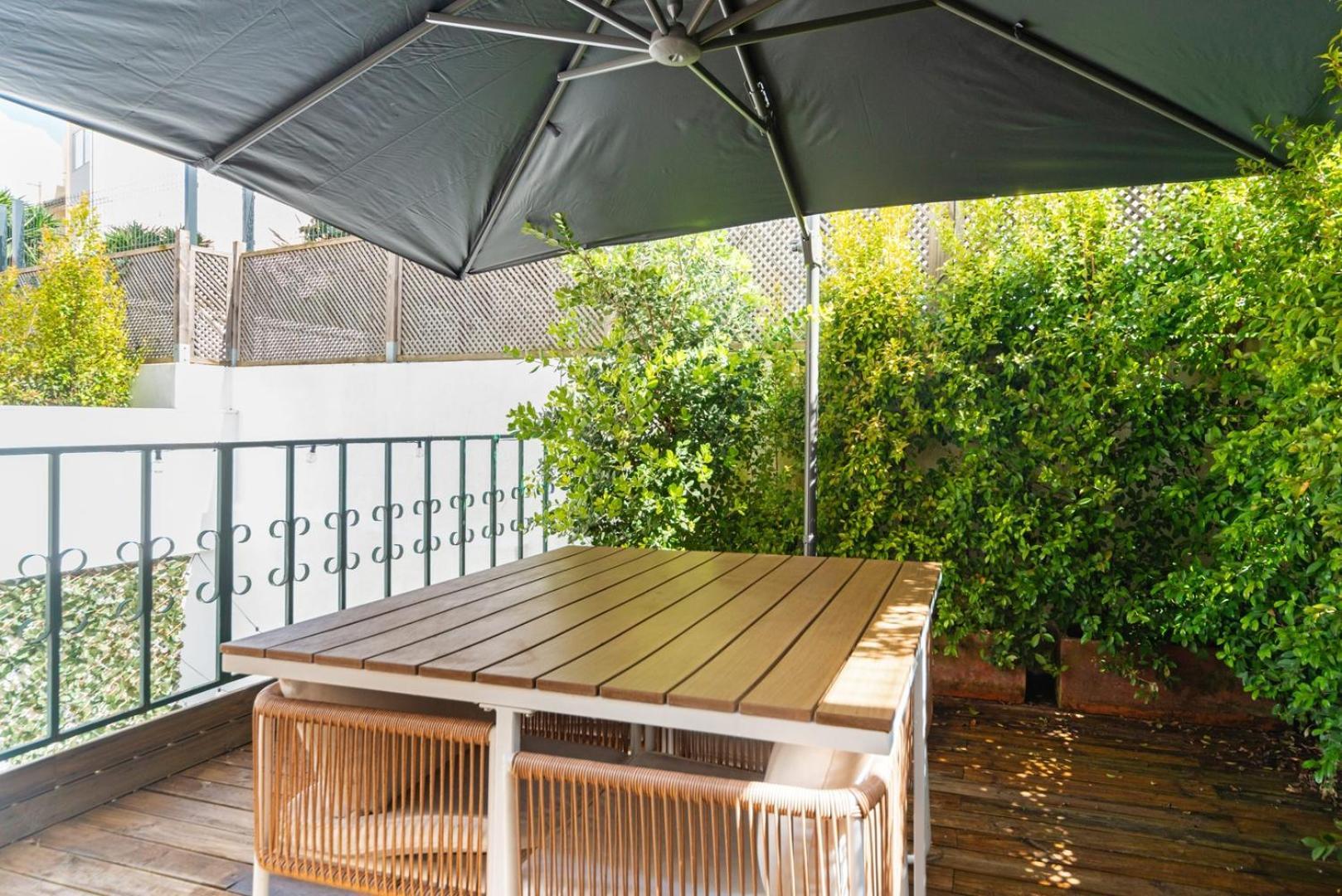 Apartment Gorgeous Rooftop 2-bed 250m To Intendente Sq Lisbon